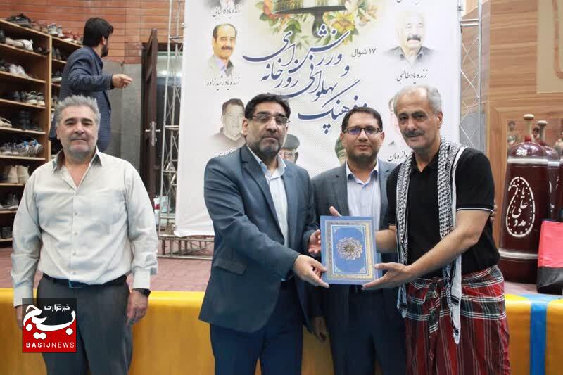 برگزاری جشن بزرگ ورزش زورخانه ای در کرمان برگزاری جشن بزرگ ورزش زورخانه ای در کرمان