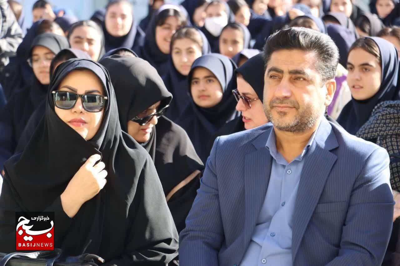 رنگین کمانی از فرهنگ و هنر