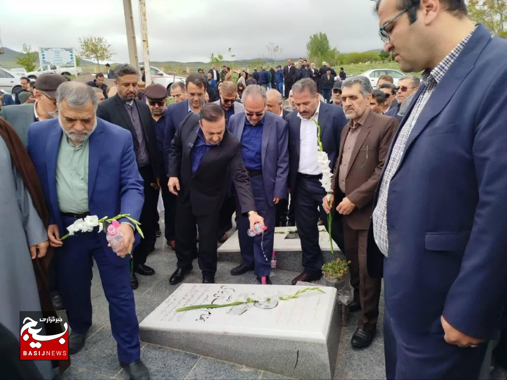 امنیت و اقتدار امروز ایران اسلامی مرهون ایثارگری‌ شهدا و خانواده‌های بزرگوار آنان است