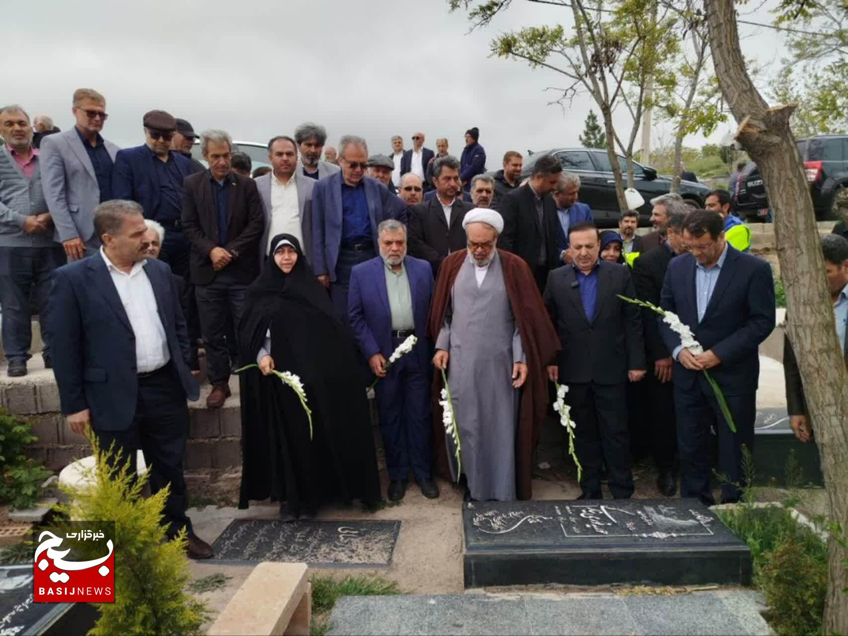 امنیت و اقتدار امروز ایران اسلامی مرهون ایثارگری‌ شهدا و خانواده‌های بزرگوار آنان است