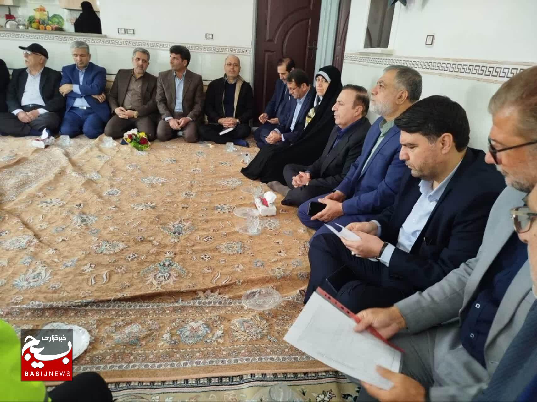 امنیت و اقتدار امروز ایران اسلامی مرهون ایثارگری‌ شهدا و خانواده‌های بزرگوار آنان است