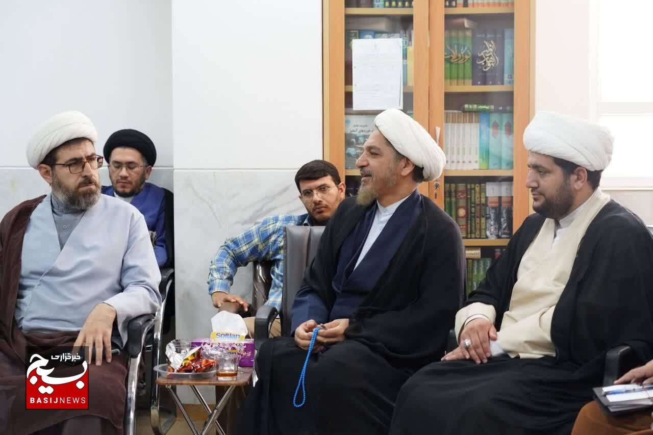 تبیین جنایات رژیم صهیونیستی، وظیفه روحانیت در برابر نسل کشی فلسطینی‌ها