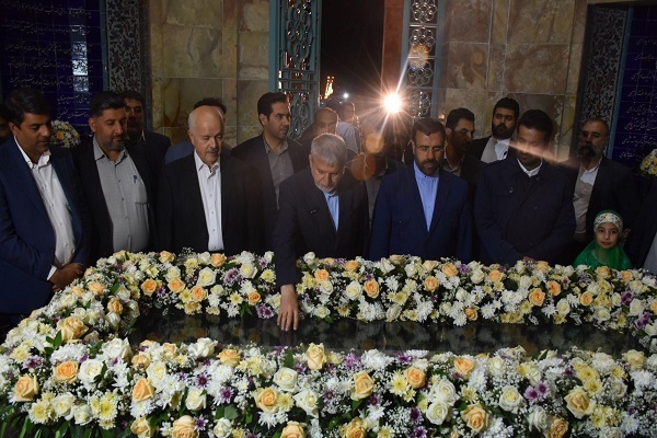 سعدی سرمایه بزرگ، افتخار و غرور ایرانیان است/ سعدی، هویت زبان فارسی ایرانی و زبان سعدی، ابزار دیپلماسی فرهنگی است