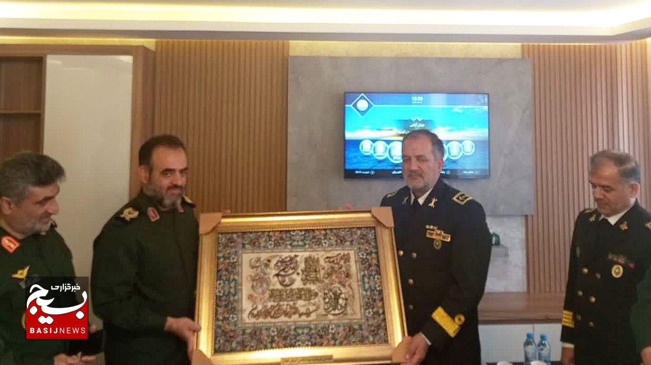 دیدار و گفتگو فرمانده سپاه قدس گیلان با فرمانده منطقه چهارم دریایی آجا