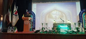 تنها راه رسیدن به کمال قرآن است/دشمنان به شدت به دنبال تسخیر ذهن جوانان و نوجوانان ما هستند