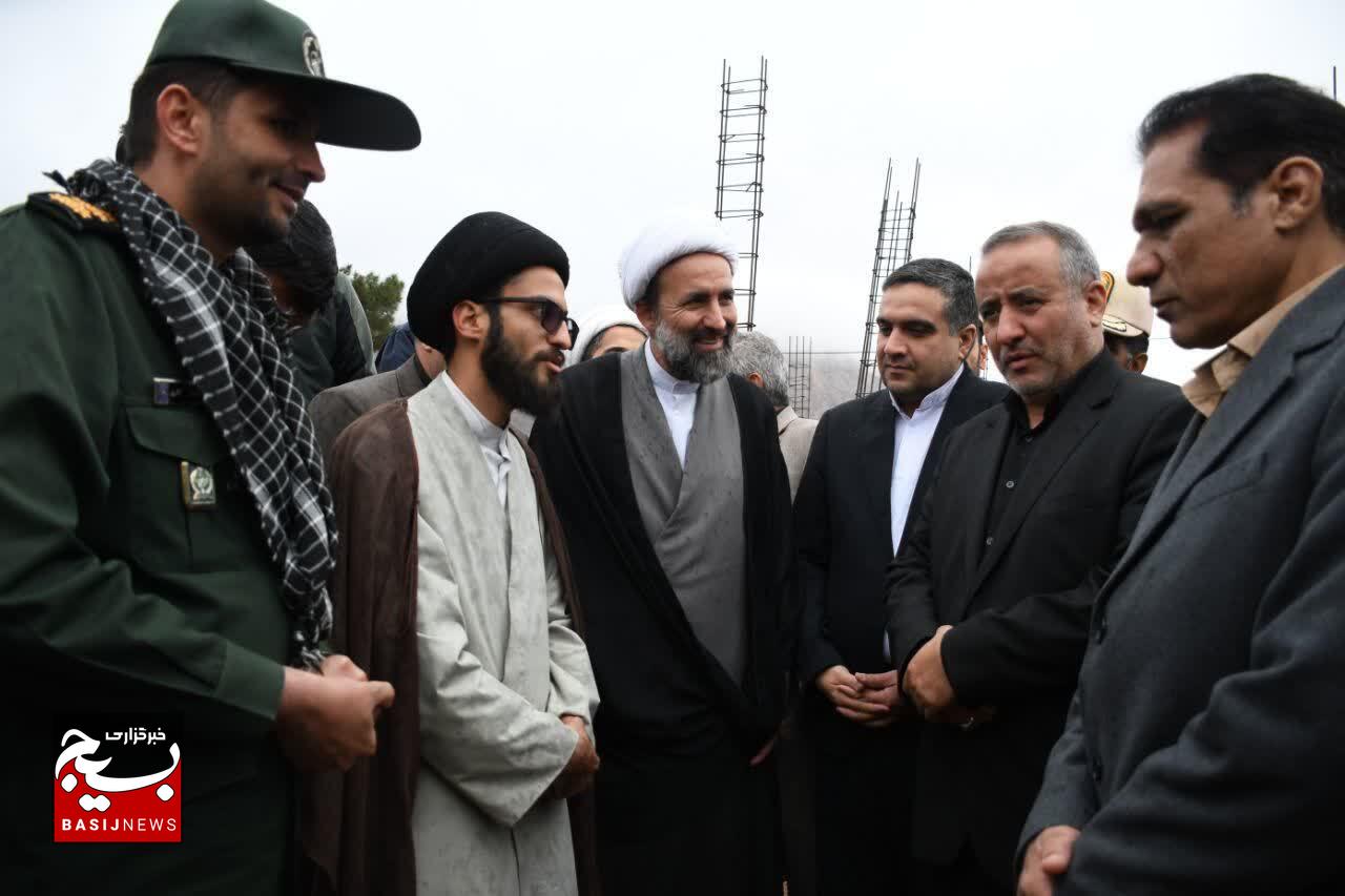 یادواره شهدای شهرستان زیرکوه برگزار شد 