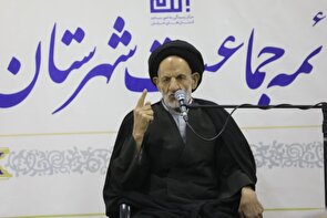 تنها راه نجات جهان بشریت در برگشت به دین است/ مساجد احیا شوند