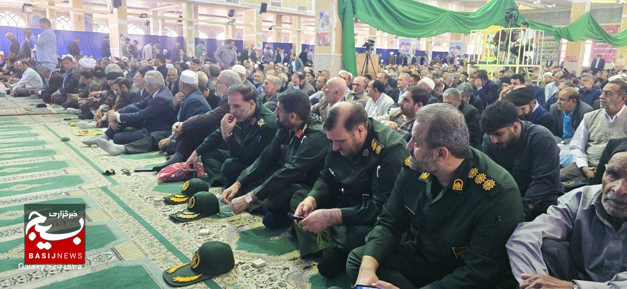 راهپیمایی روز قدس در خرمآباد برگزار شد راهپیمایی روز قدس در خرمآباد برگزار شد