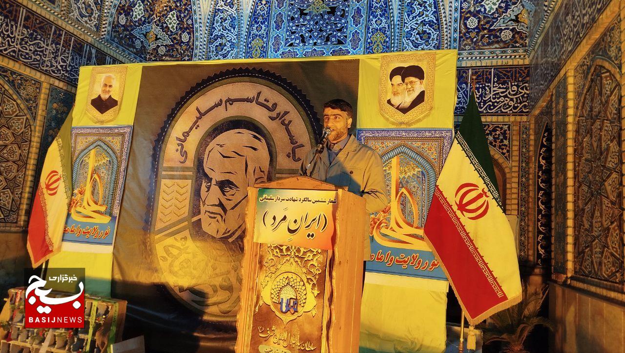 حاج قاسم سلیمانی مبدع مقاومت و بنیان‌گذار ستون اصلی جبهه اسلام بود