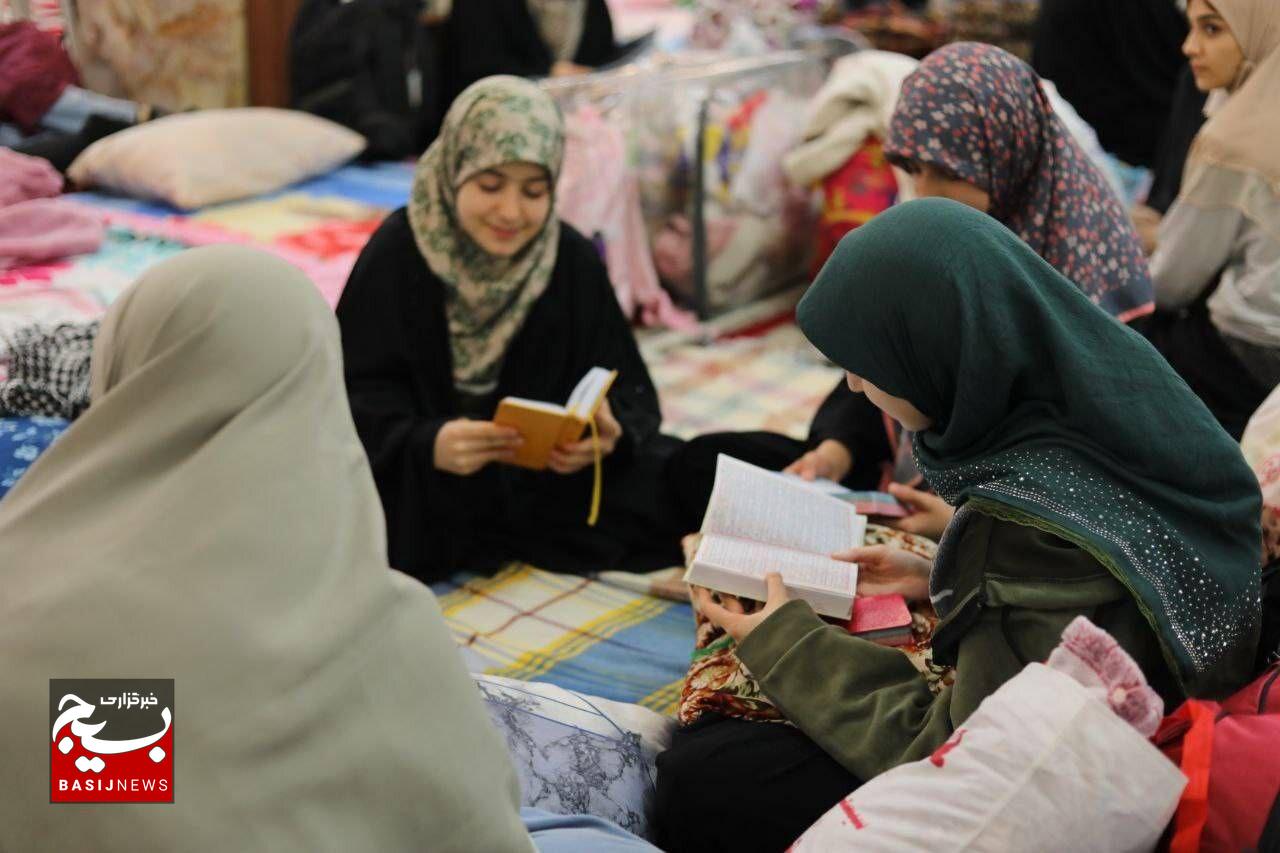 حضور بیش از پنج هزار بانوی گیلانی در آیین اعتکاف