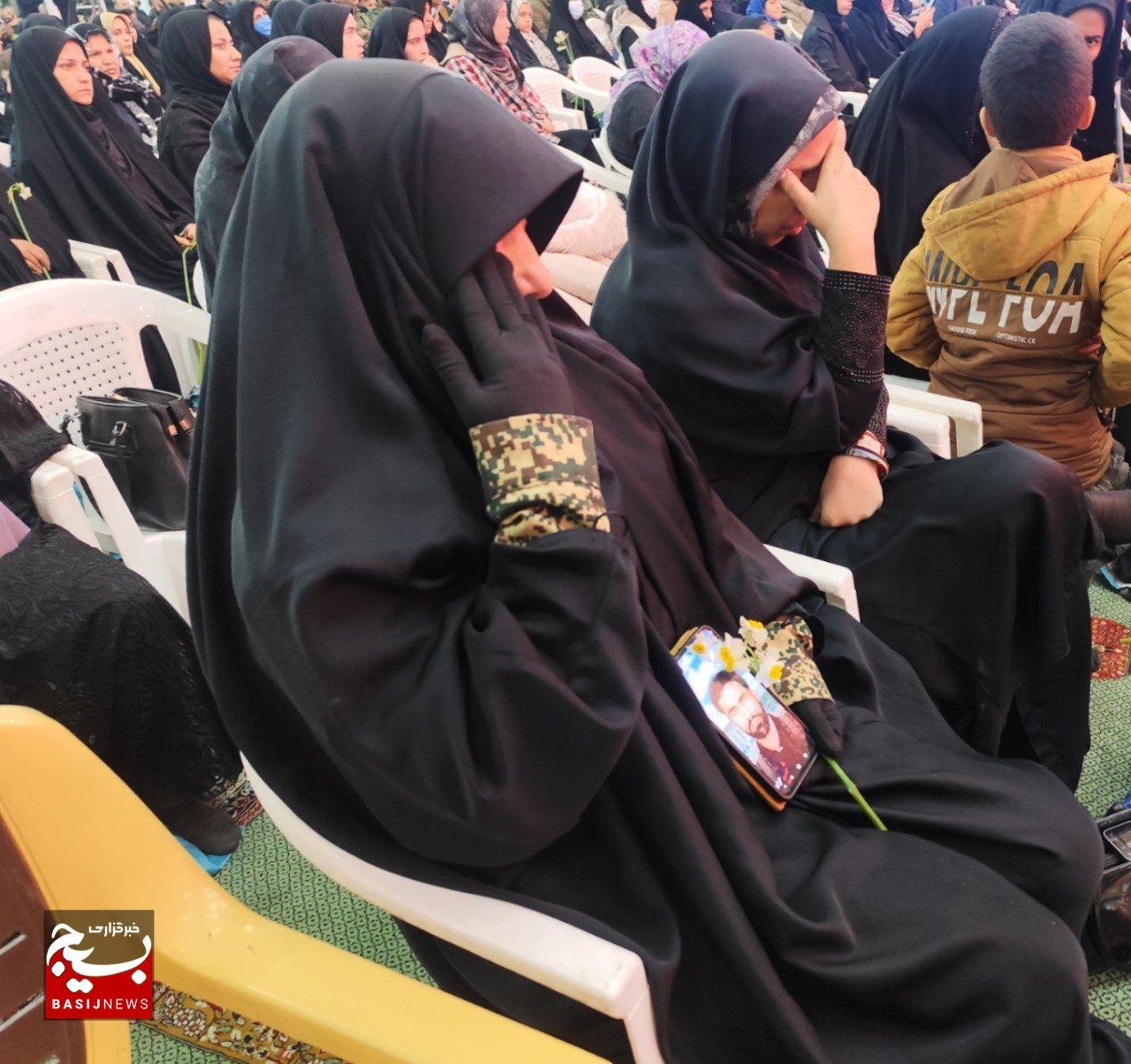 آیین لاله‌های آسمانی در کرمان برگزار شد