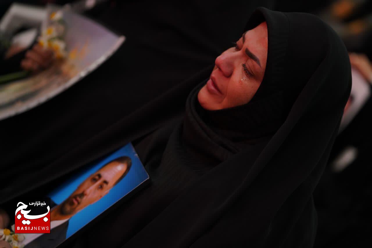آیین لاله‌های آسمانی در کرمان برگزار شد