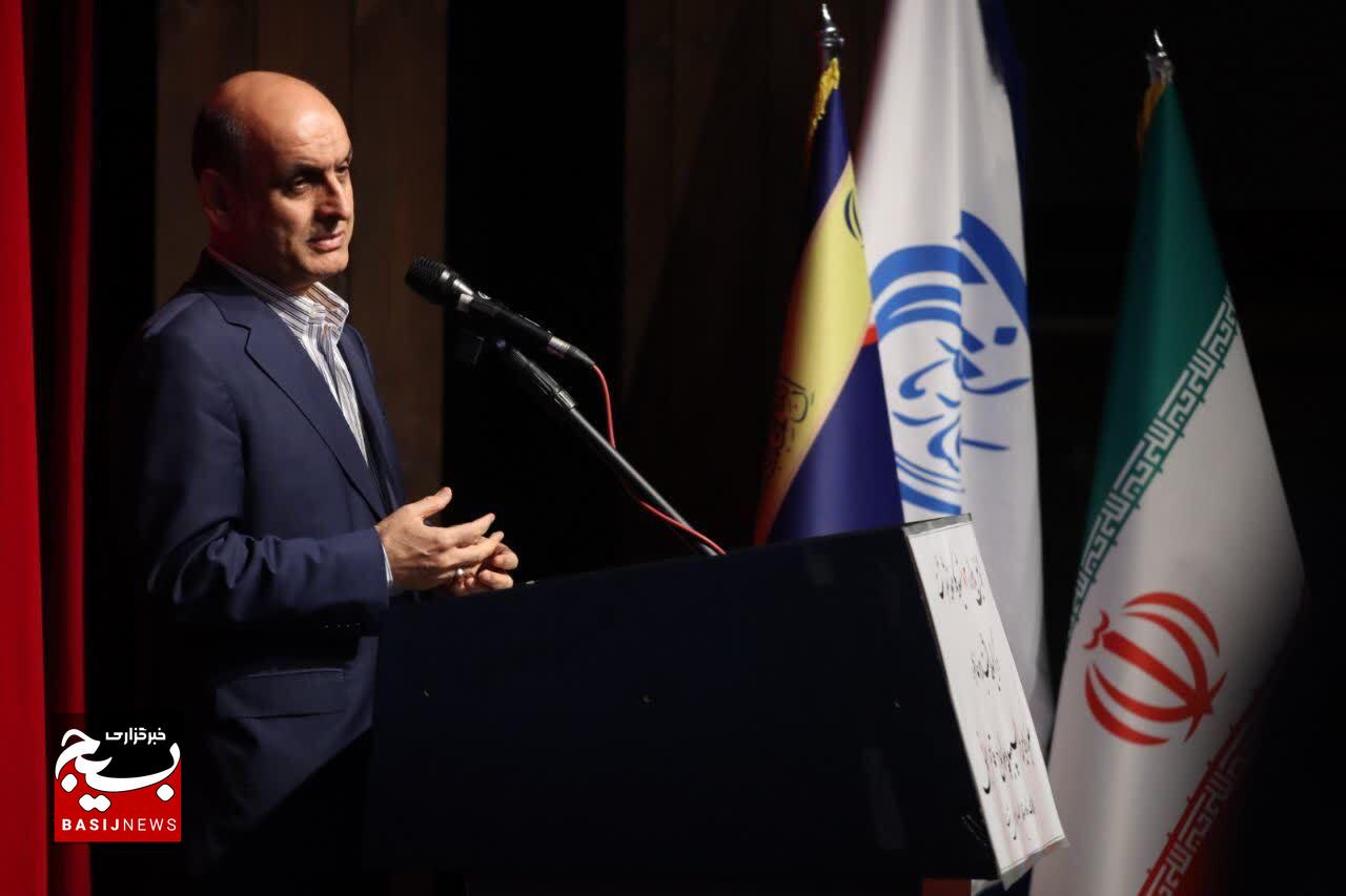 شهدا بزرگترین سرمایه معنوی نظام جمهوری اسلامی هستند شهدا بزرگترین سرمایه معنوی نظام جمهوری اسلامی هستند