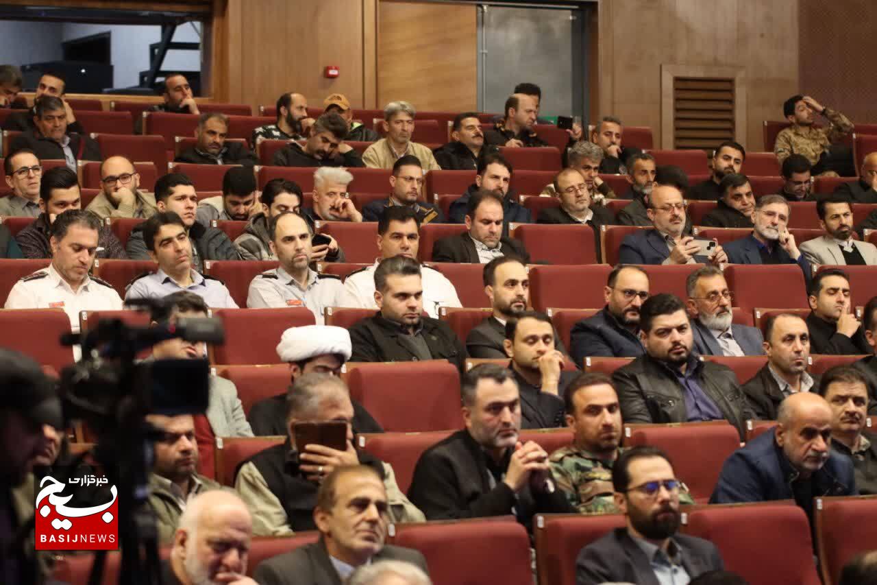 شهدا بزرگترین سرمایه معنوی نظام جمهوری اسلامی هستند شهدا بزرگترین سرمایه معنوی نظام جمهوری اسلامی هستند