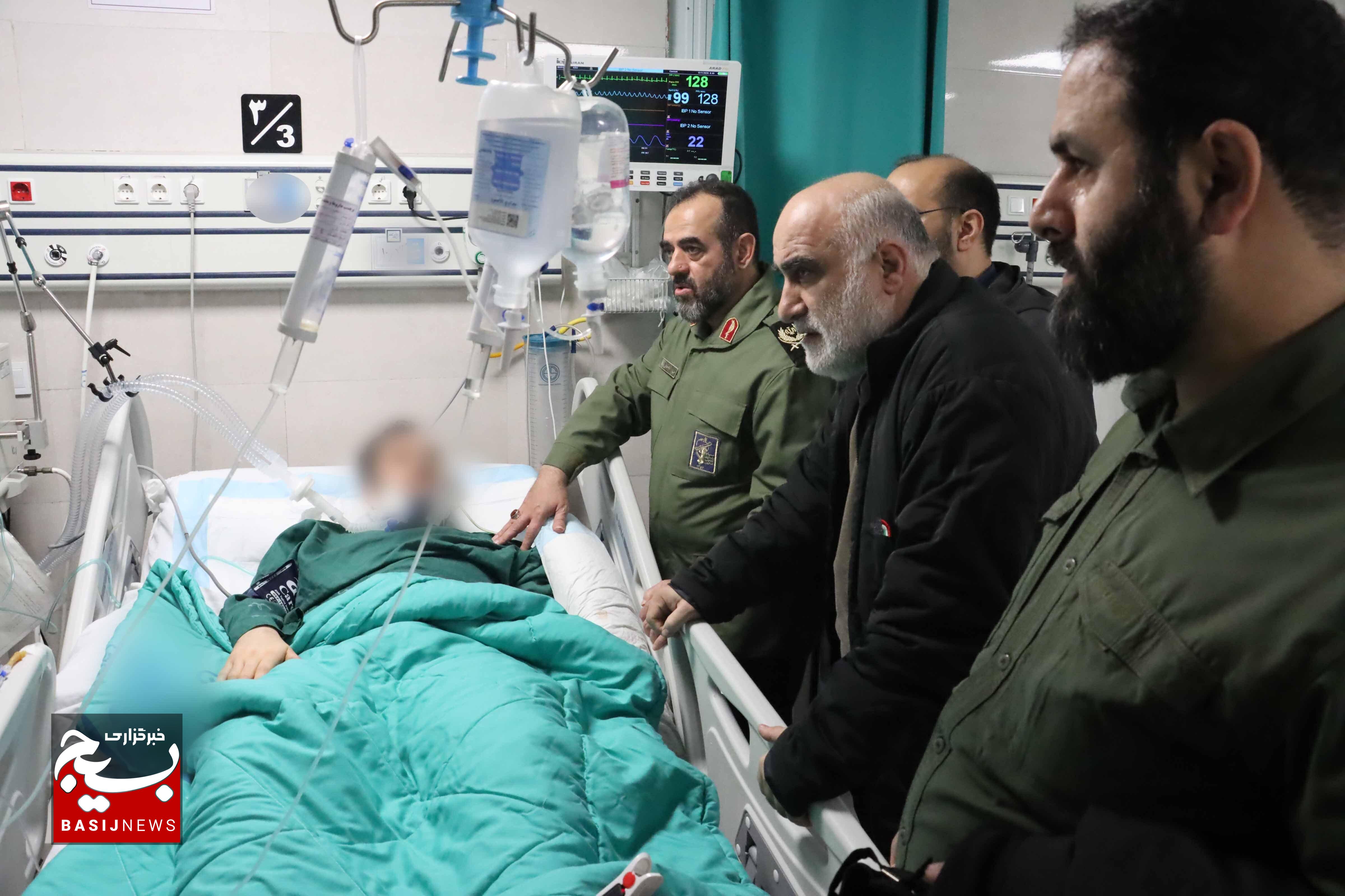 عیادت فرمانده سپاه قدس گیلان از مجروحان حافظ امنیت گیلانی