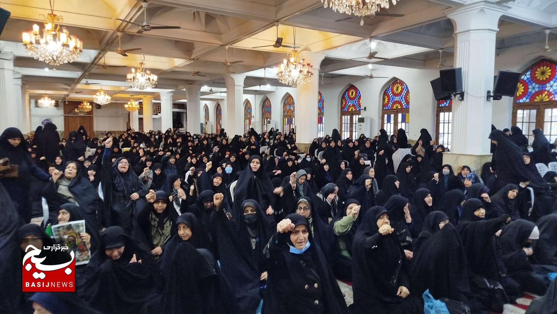 بصیرت مردم ،فتنه های دشمن را نقش برآب  کرده است