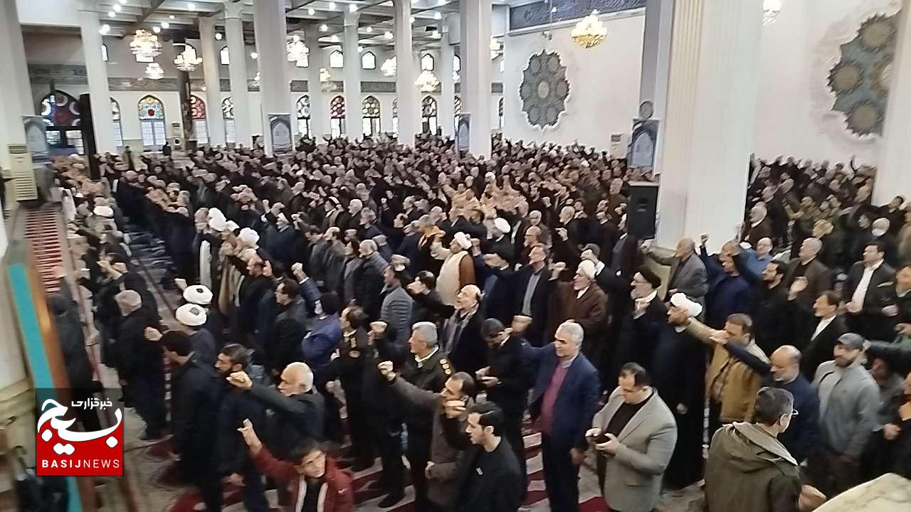 بصیرت مردم ،فتنه های دشمن را نقش برآب  کرده است
