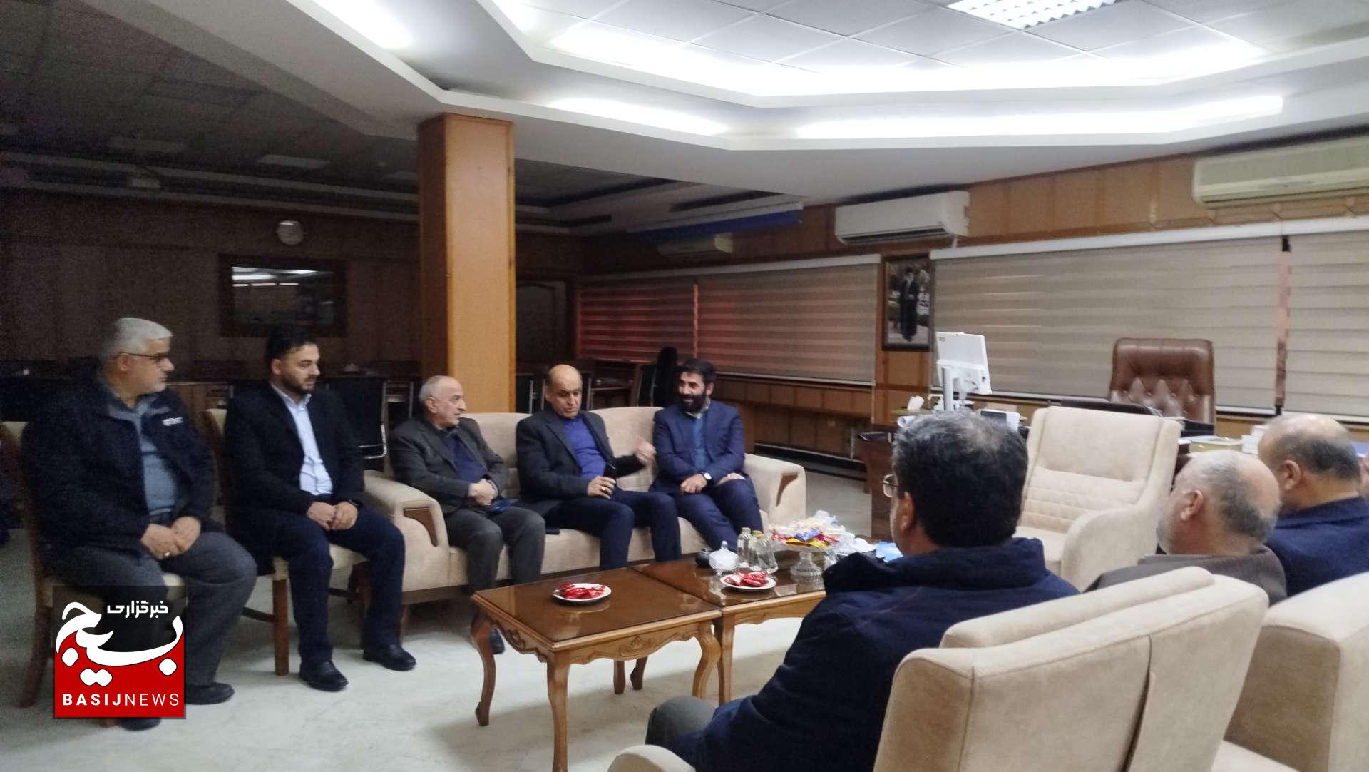 بسیج اصناف و بازار  کشور در کنار کسبه آسیب دیده رشت است  