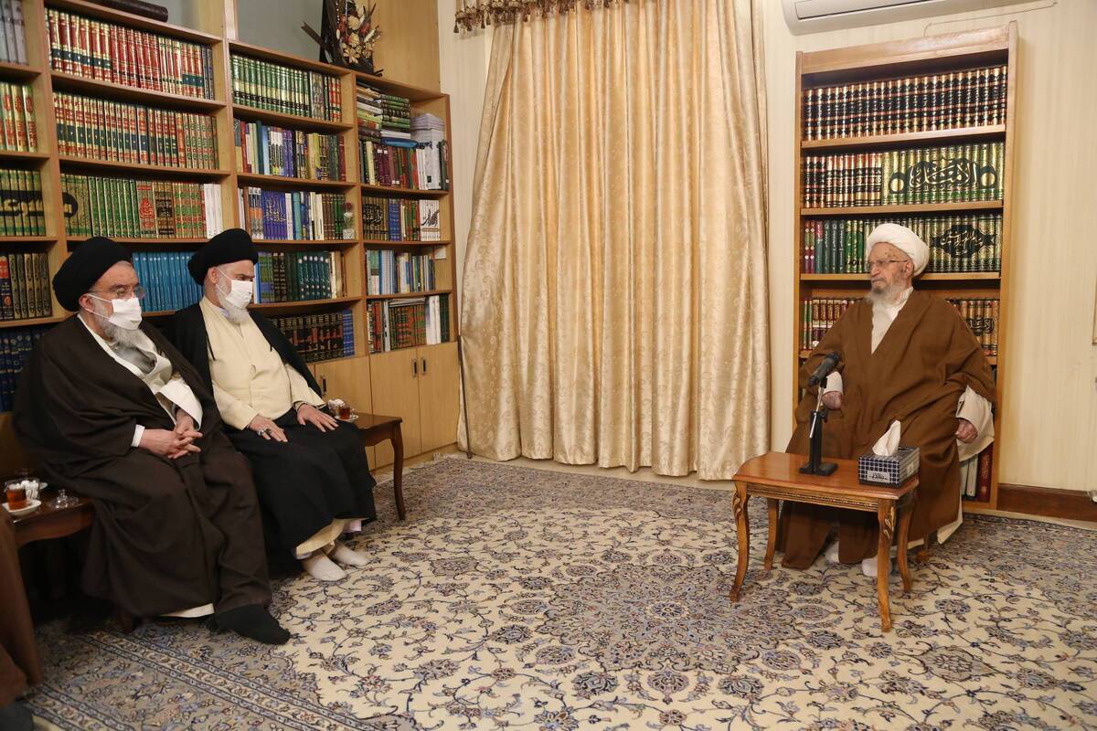 نقاب از چهره اغتشاشگران افتاده است/ تخریب مساجد و اماکن عمومی مبارزه با اسلام و نظام است نقاب از چهره اغتشاشگران افتاده است/ تخریب مساجد و اماکن عمومی مبارزه با اسلام و نظام است