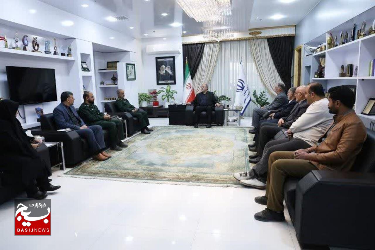 پیشکسوتان دفاع مقدس، سرمایه‌های معنوی و فرهنگی نسل‌های آینده هستند
