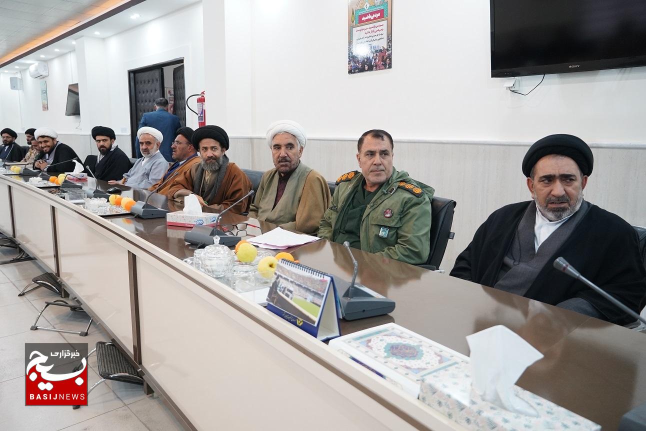 انتصاب رابط دفتر نمایندگی ولی فقیه در کانون وابستگان و پیشکسوتان سپاه فتح انتصاب رابط دفتر نمایندگی ولی فقیه در کانون وابستگان و پیشکسوتان سپاه فتح