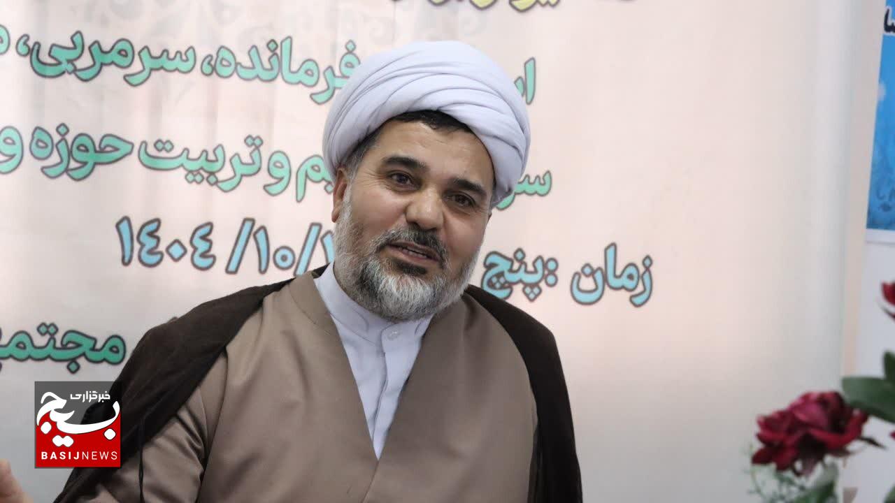 تجلیل از ۴۰ نفر از برترین‌هان خراسان جنوبی در جشنواره تربیتی صالحین