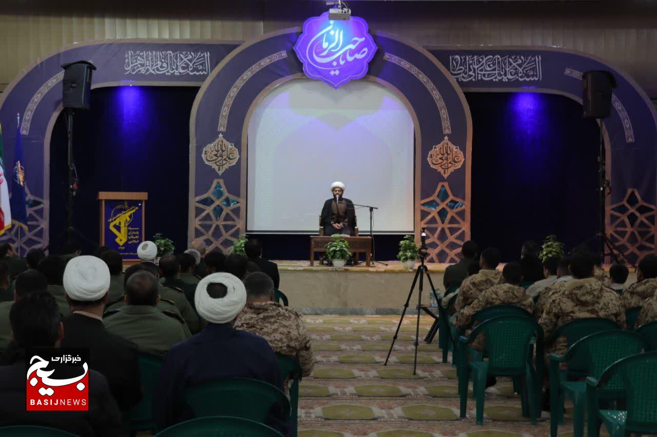 برگزاری همایش نماز در تیپ صاحب‌الزمان(عج) سیرجان با حضور سردار محبی