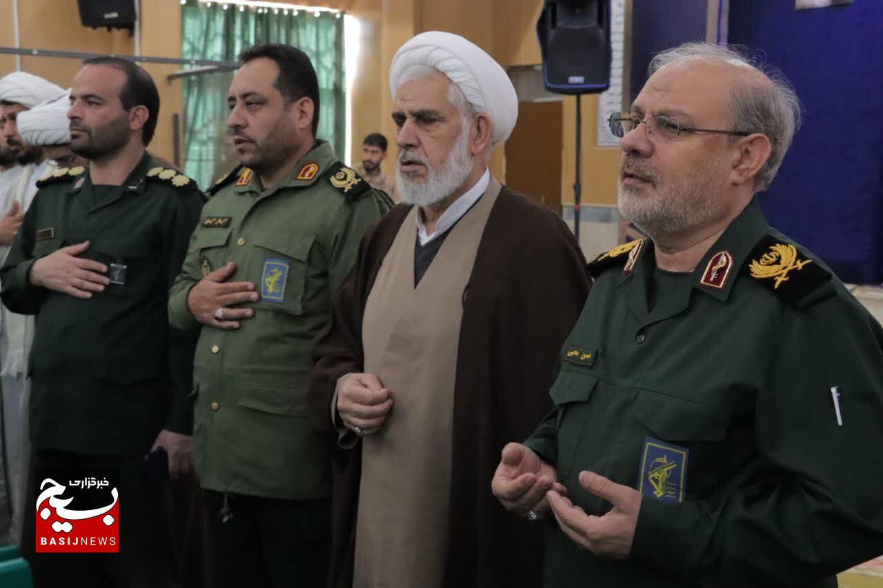 برگزاری همایش نماز در تیپ صاحب‌الزمان(عج) سیرجان با حضور سردار محبی