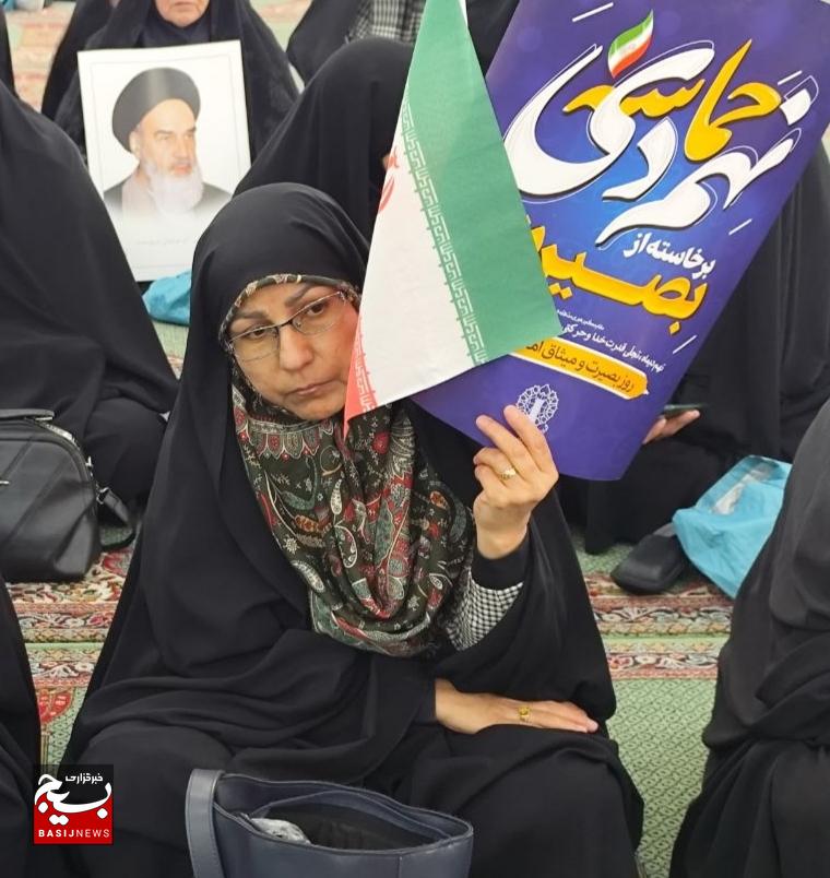 حماسه نهم دی‌ماه؛ روز بصیرت و میثاق امت با ولایت با حضور گسترده مردم کرمان