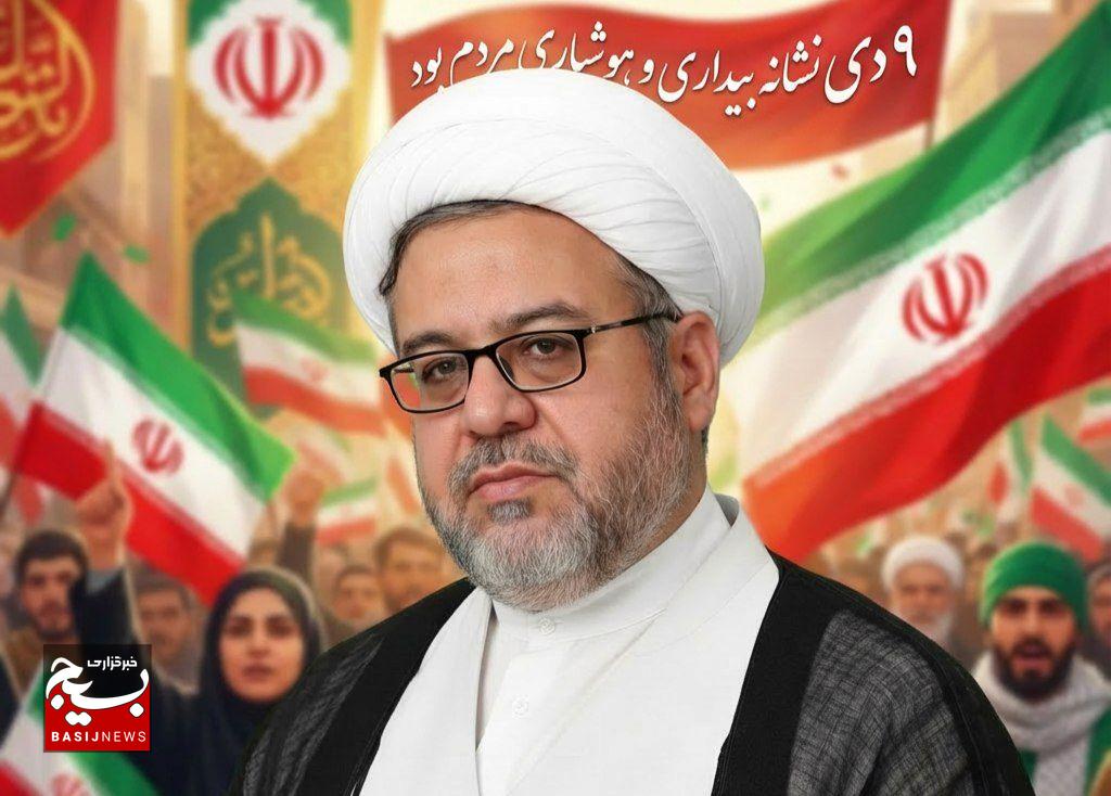 دشمن با سوءاستفاده از مشکلات اقتصادی به دنبال القای بن‌بست در کشور است