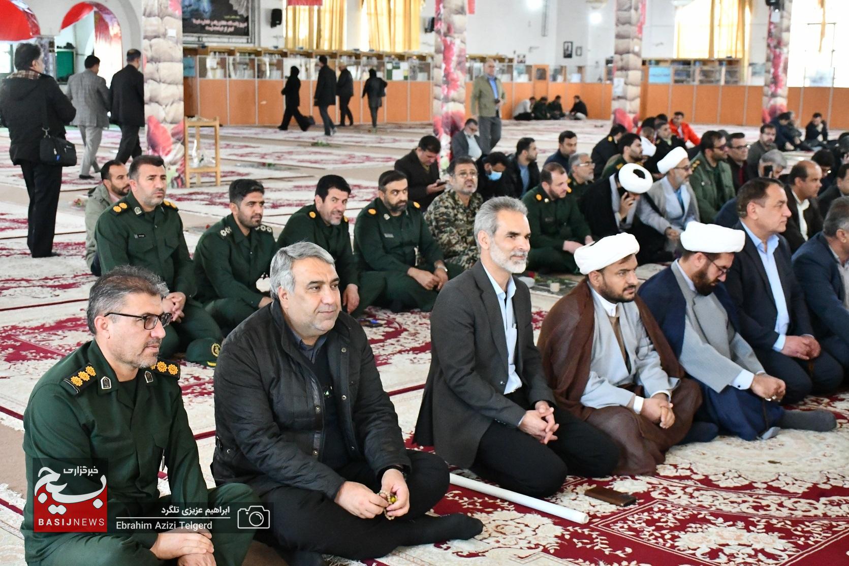 آیین گلباران مزار شهدا و تجدید میثاق با آرمان‌های شهیدان والامقام در یاسوج