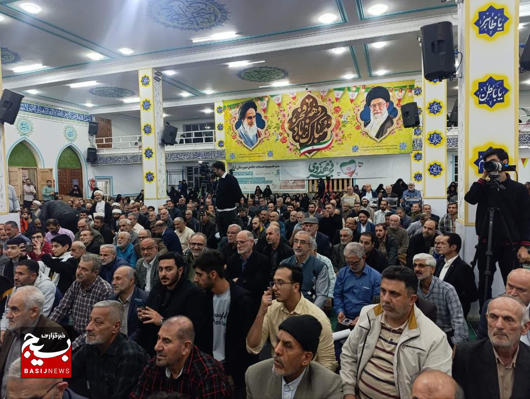 مساجد کانون‌ های  قدرت ملت ایران هستند 