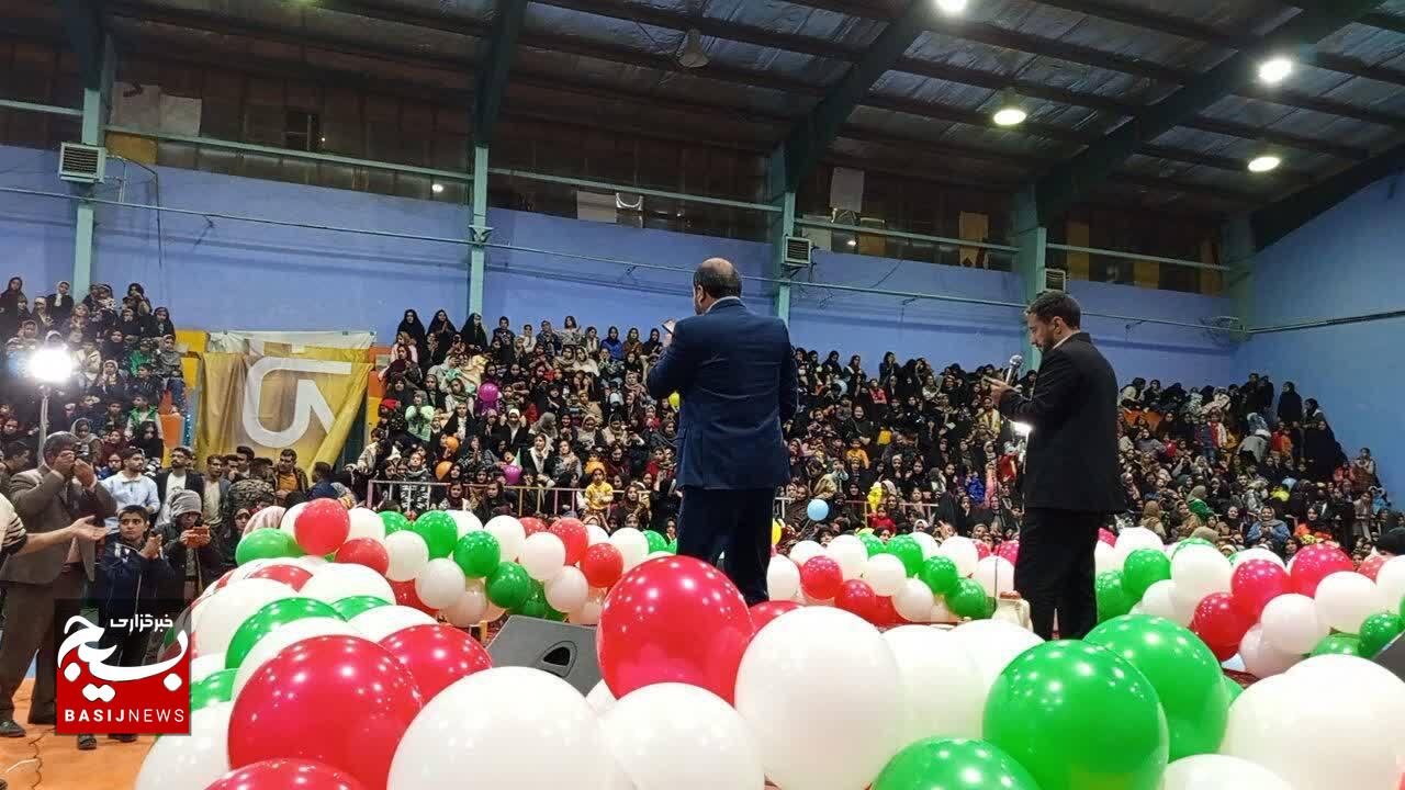 راین میزبان جشن مهدوی «زیبا گل نرگس»