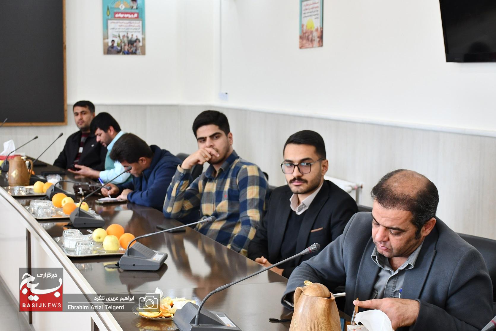 تاکید جانشین سپاه فتح بر جریان سازی رسانه ای برای فیلم سینمایی مارون