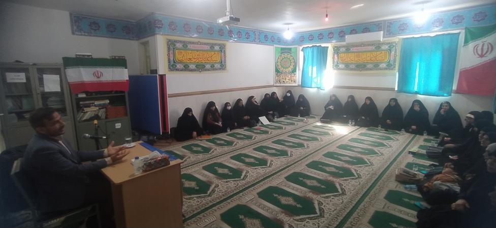 برگزاری نشست بصیرتی با حضور فرماندهان پایگاه های مقاومت بسیج دلوار