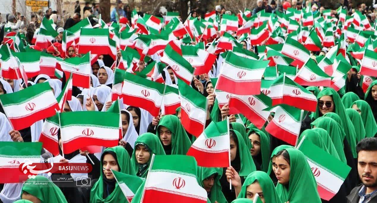 دعوت عموم دانش آموزان به شرکت باشکوه در راهپیمایی ۲۲ بهمن