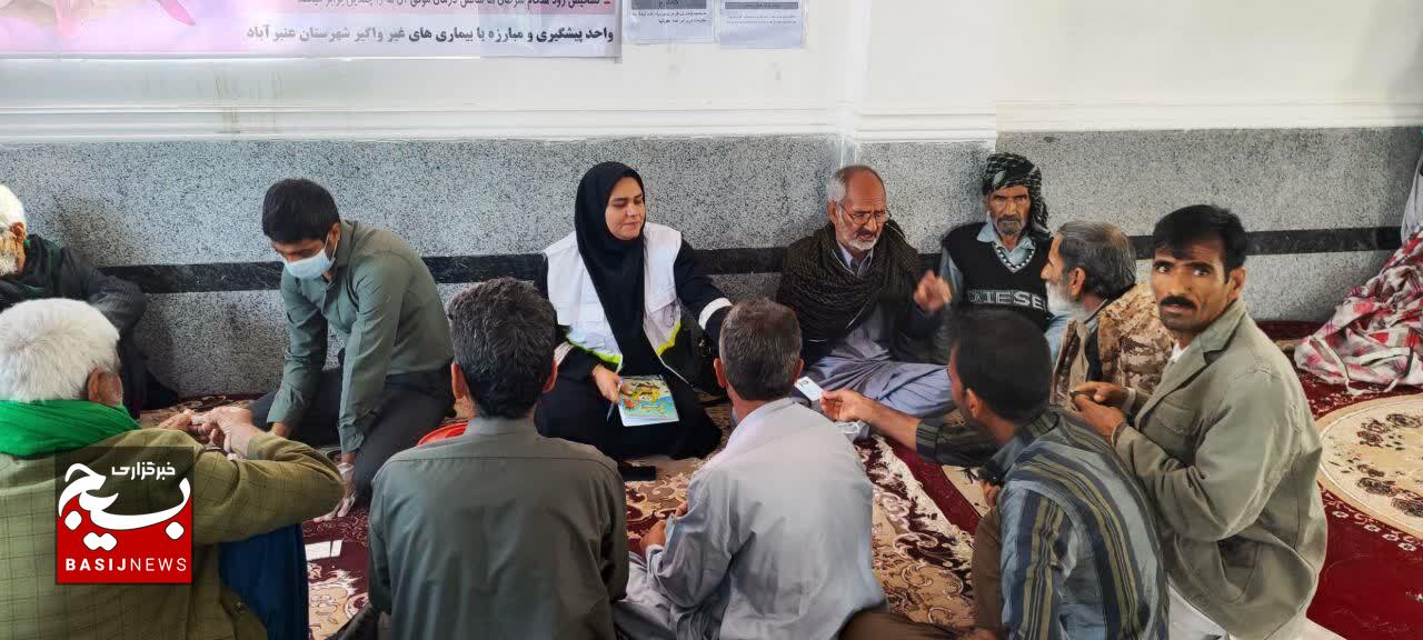 برپایی اردوی جهادی سلامت در مناطق کم‌برخوردار عنبرآباد