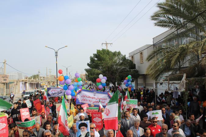 حماسه حضور مردم دلوار در راهپیمایی ۲۲ بهمن