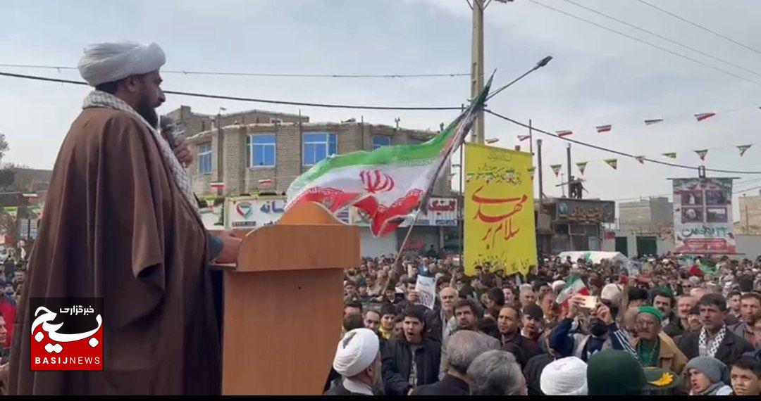 حضور مردم از قدرت موشکی بالاتر است