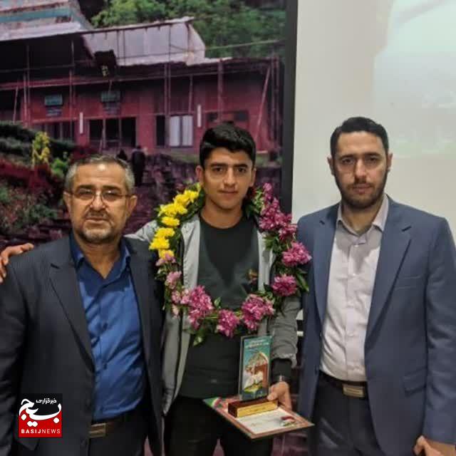جوان نخبه گیلانی که با تلاوت قرآن سختیها را درهم شکست جوان نخبه گیلانی که با تلاوت قرآن سختیها را درهم شکست