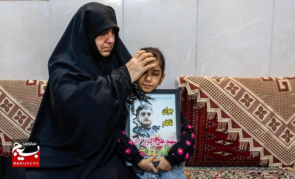 شهید بسیجی پاکدشتی که از محل شهادتش خبر داشت/ ماجرای شنیدنی کلیپی که علی‌اکبر ۱۸ ساله چند روز قبل از شهادت از خودش ضبط کرده بود
