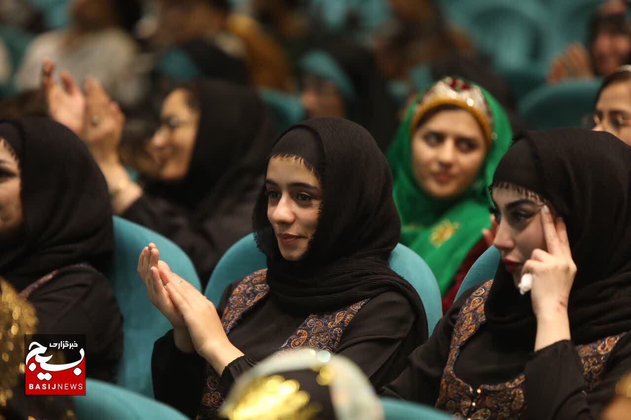 آیین اختتامیه هفتمین جشنواره ملی موسیقی و سرود بسیج (آوای عشق)