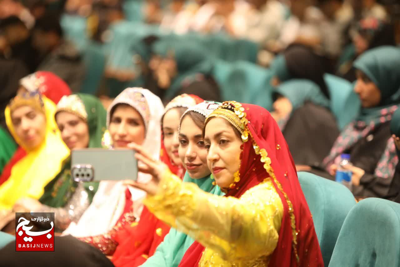 آیین اختتامیه هفتمین جشنواره ملی موسیقی و سرود بسیج (آوای عشق)