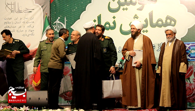 همایش نماز و تکریم خادمین نماز سپاه تهران بزرگ با حضور حجت الاسلام والمسلمین حاج علی اکبری برگزار شد
