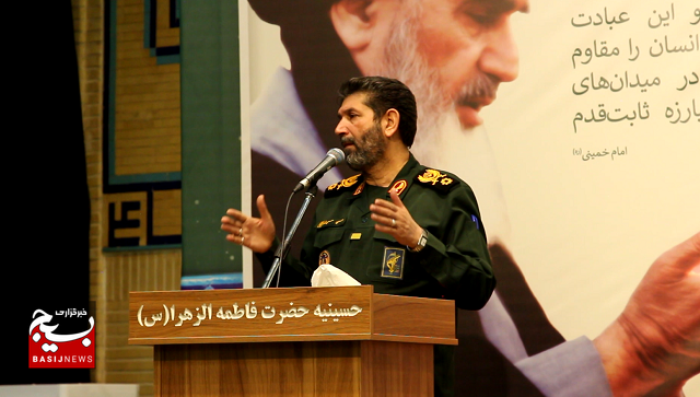 همایش نماز و تکریم خادمین نماز سپاه تهران بزرگ با حضور حجت الاسلام والمسلمین حاج علی اکبری برگزار شد