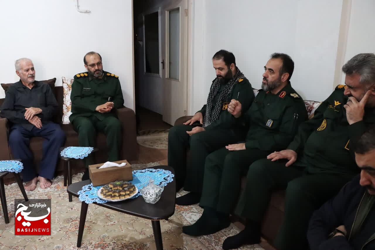 «شهیده نبوینیا» الگوی ایثار و فداکاری در راه خدمت و امنیت وطن است «شهیده نبوینیا» الگوی ایثار و فداکاری در راه خدمت و امنیت وطن است