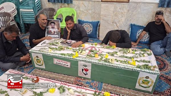 وداع با پیکر ۹ شهید پدافند سیراف در کنگان