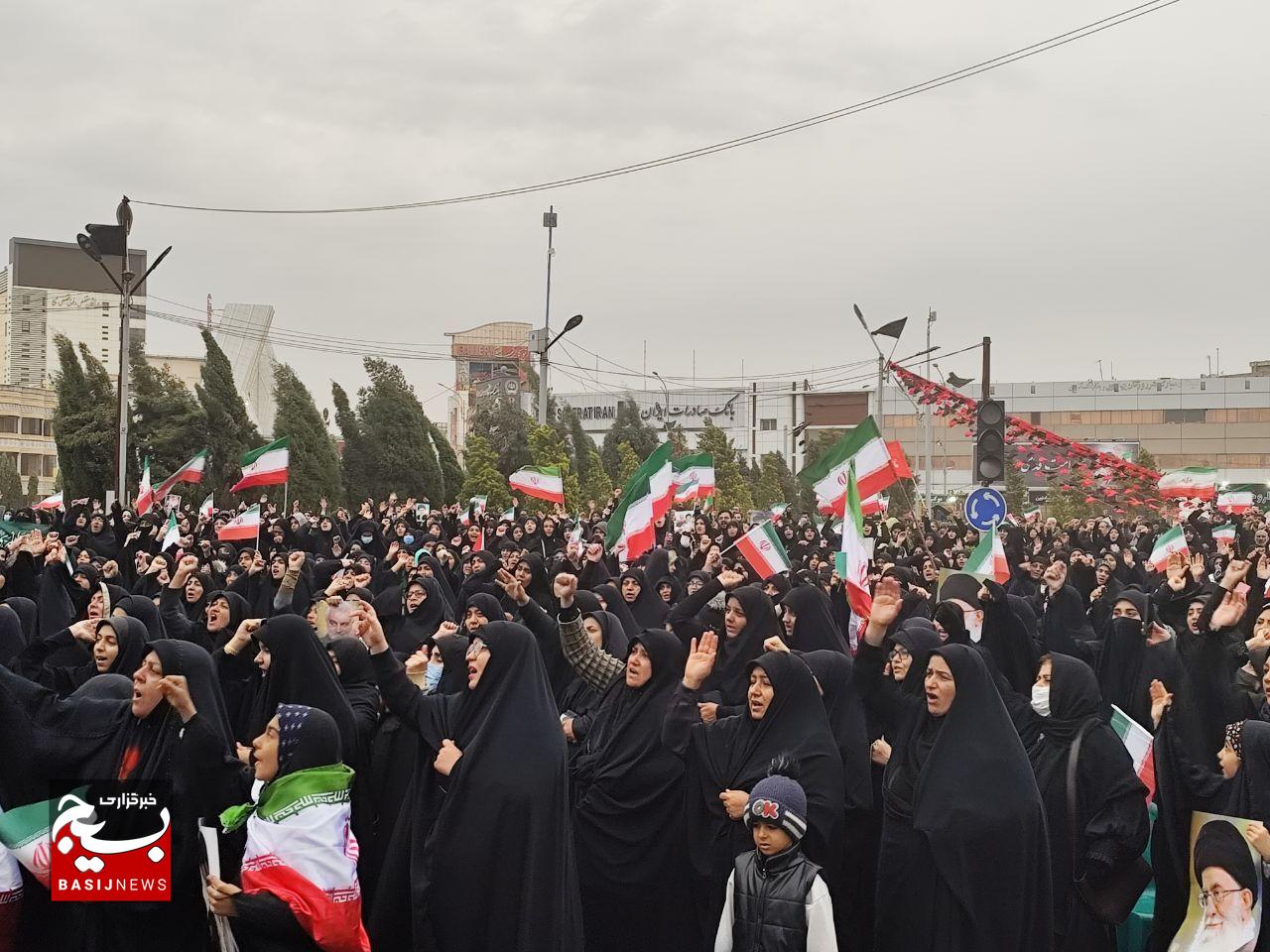 کرمانی‌ها در دومین روز خونخواهی