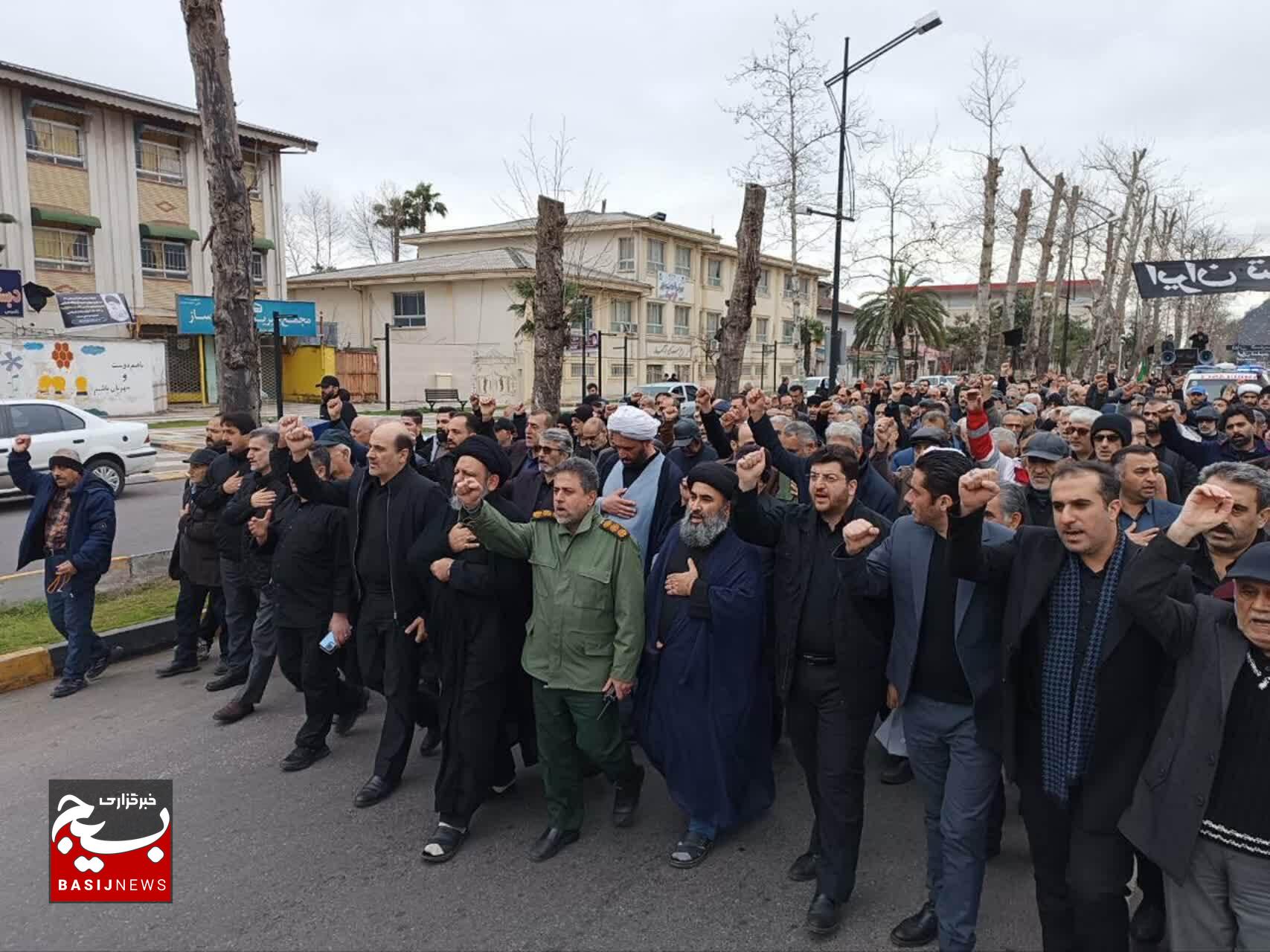 تشییع و تدفین پیکر مطهر شهید مهدی پور تقی در زادگاهش ؛یوسفده رودبنه لاهیجان