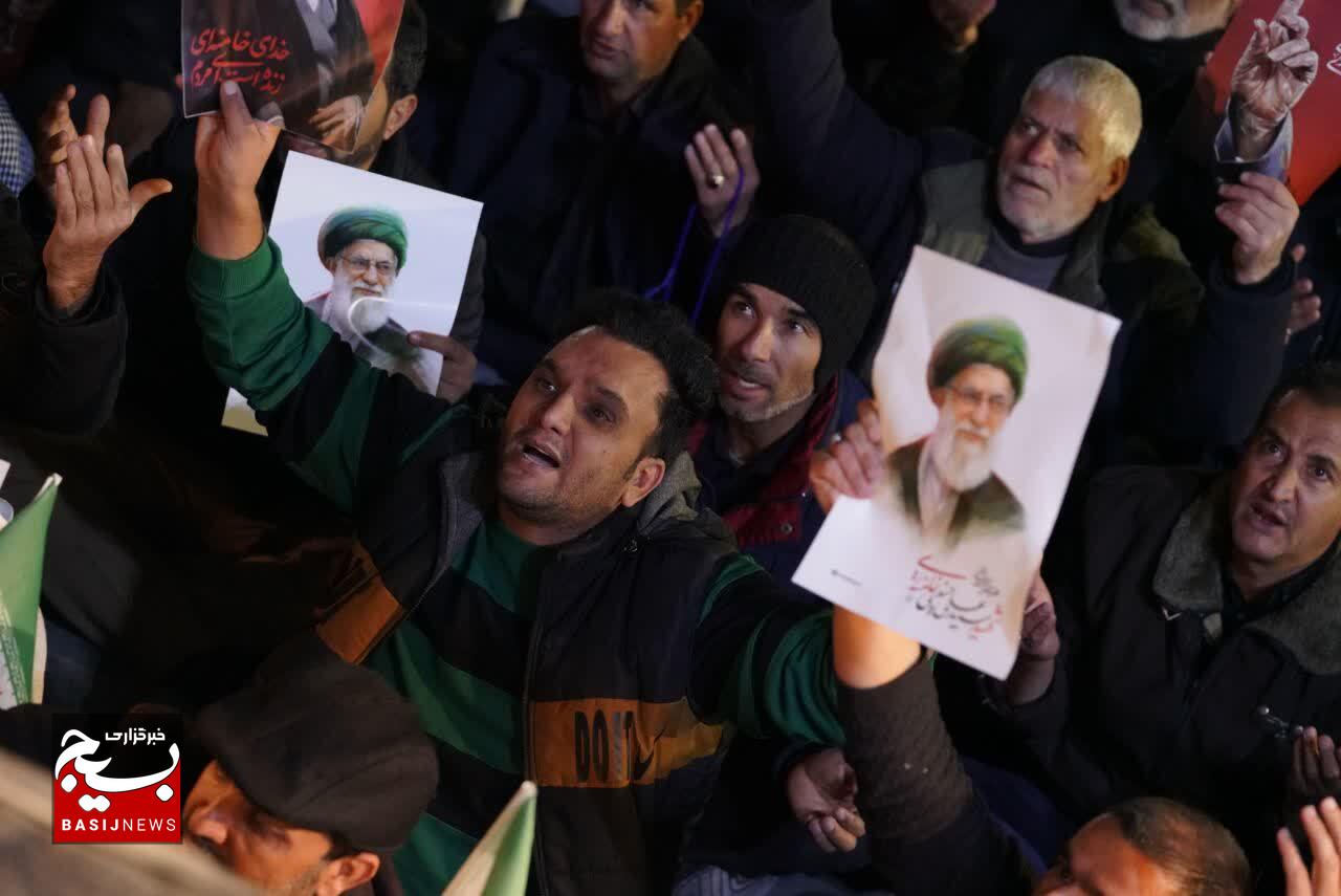 کرمانی‌ها در پنجمین روز خونخواهی امام شهید